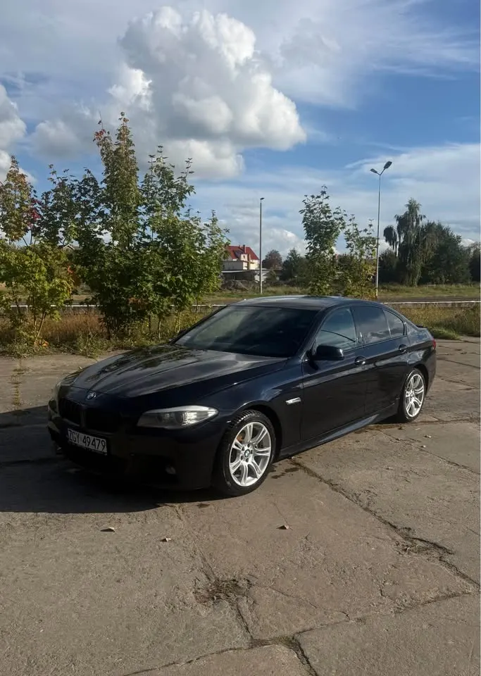 BMW 520d F10 2011 – przód i bok